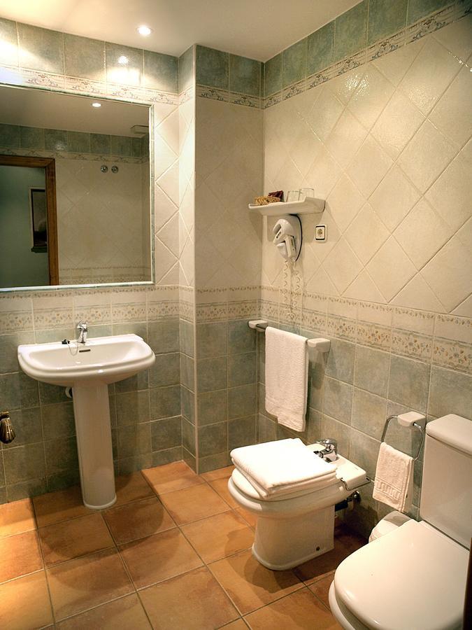 Aparta-Hotel Puertolas Escuer Pokoj fotografie